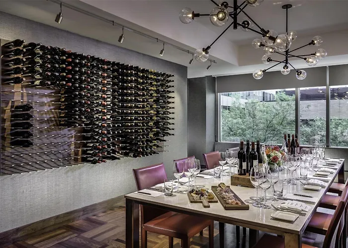 Hyatt Centric Chicago Magnificent Mile