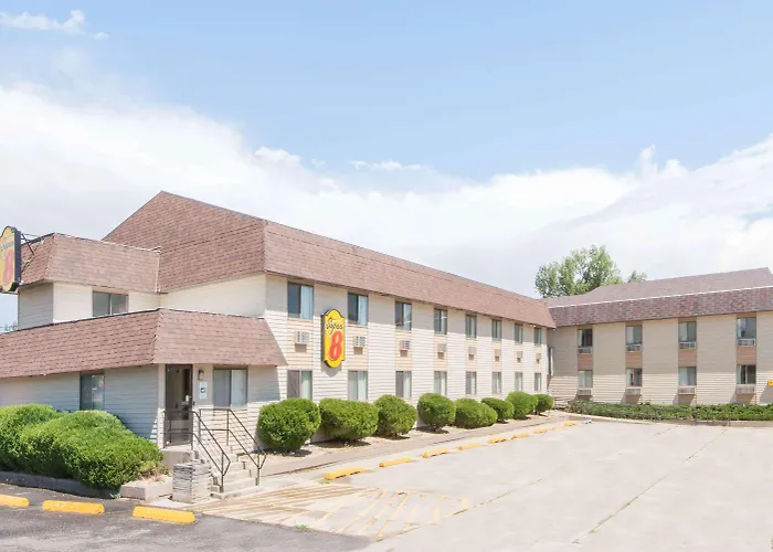 Super 8 By Wyndham