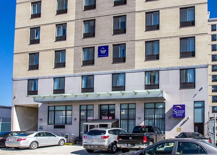 Resort: Sleep Inn Long Island City - Manhattan View