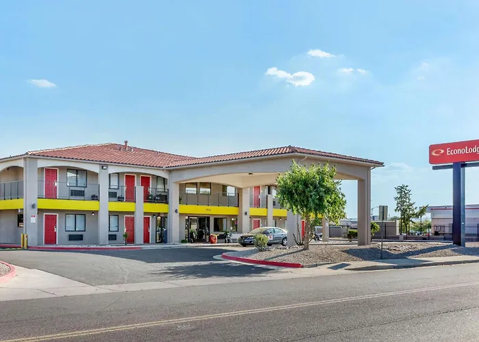 Econo Lodge West - Coors Blvd