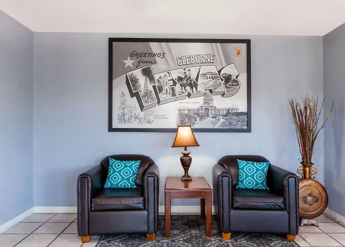 Super 8 By Wyndham Cleburne