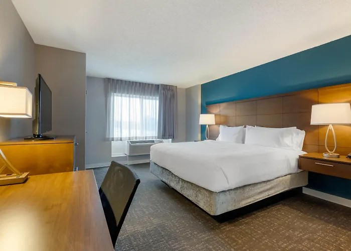 Hotel com piscina: Staybridge Suites Orlando Royale Parc Suites By Ihg