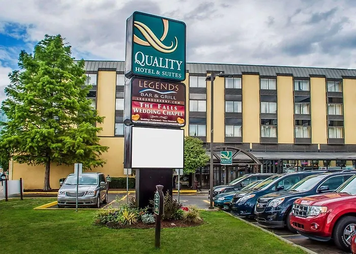 3-Sterne-Hotel: Quality Hotel & Suites At The Falls