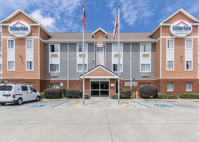 Golf hotel: Suburban Extended Stay Hotel Naval Base Area