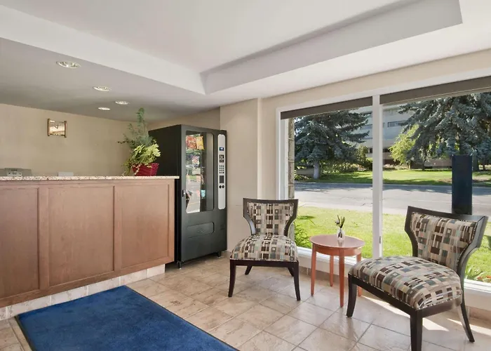 Hôtel de l'aéroport: Travelodge By Wyndham Kamloops