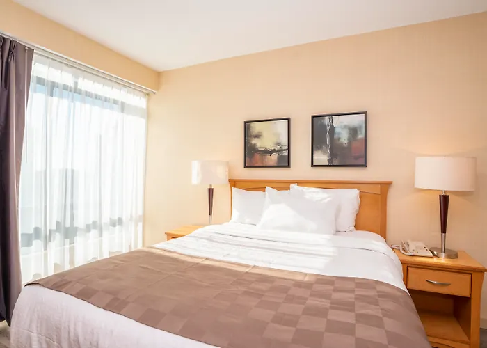 Landis & Suites