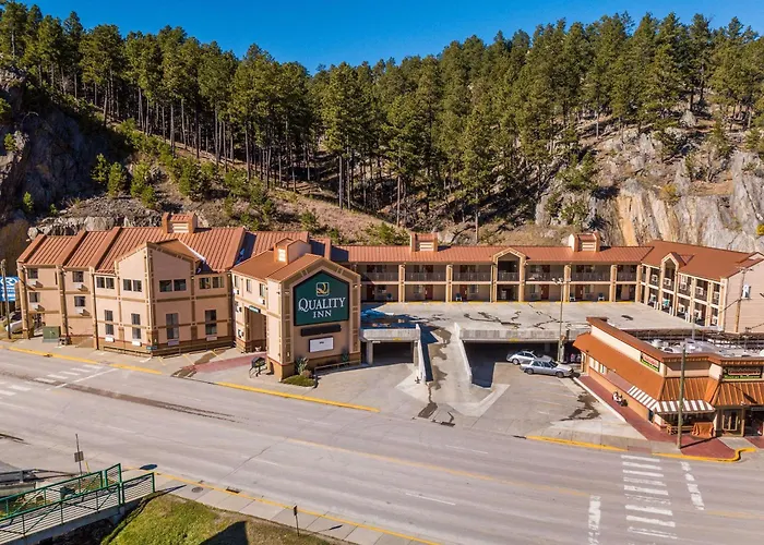 Quality Keystone Near Mount Rushmore
