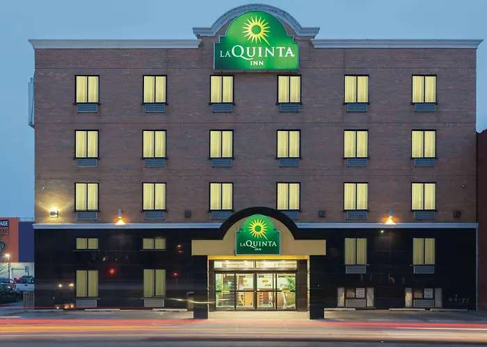 Hôtel: La Quinta Inn By Wyndham Queens