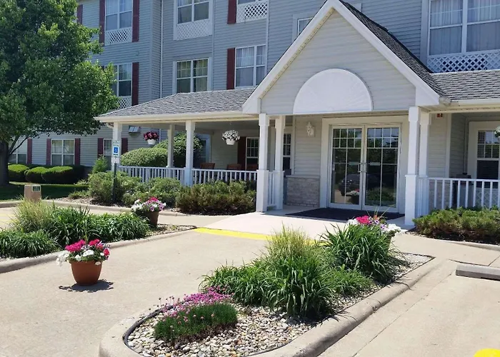 Country Inn & Suites By Radisson Bloomington-Normal West, Il