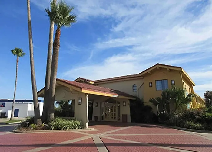 Hotel near College: Quality Inn Harlingen