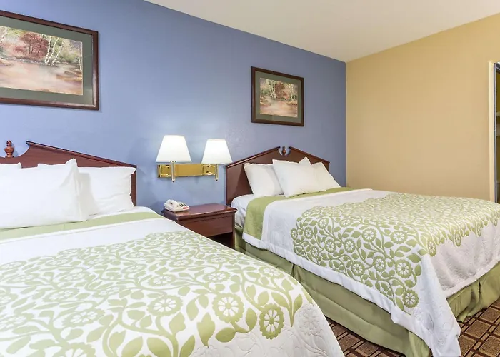 Family Hotel: Days Inn By Wyndham Dickson