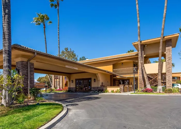 Hotels with pool Empire Inn