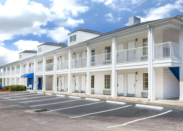 Super 8 By Wyndham Orangeburg North