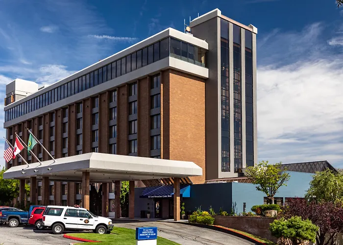 Hotel with view: Coast Wenatchee Center Hotel (Adults Only)
