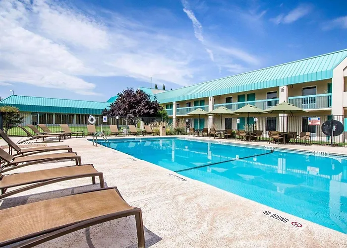 Quality Inn Deming