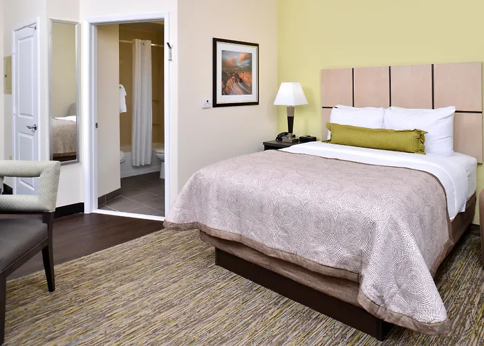 Candlewood Suites By Ihg