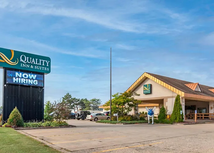 Quality Inn & Suites Escanaba North