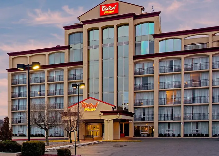 Hotels with a view Red Roof Inn Plus+ Wichita East