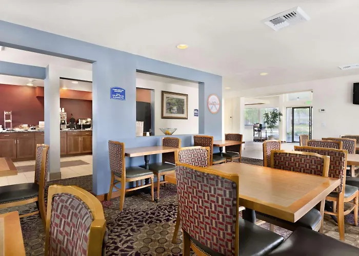South Tacoma Suites