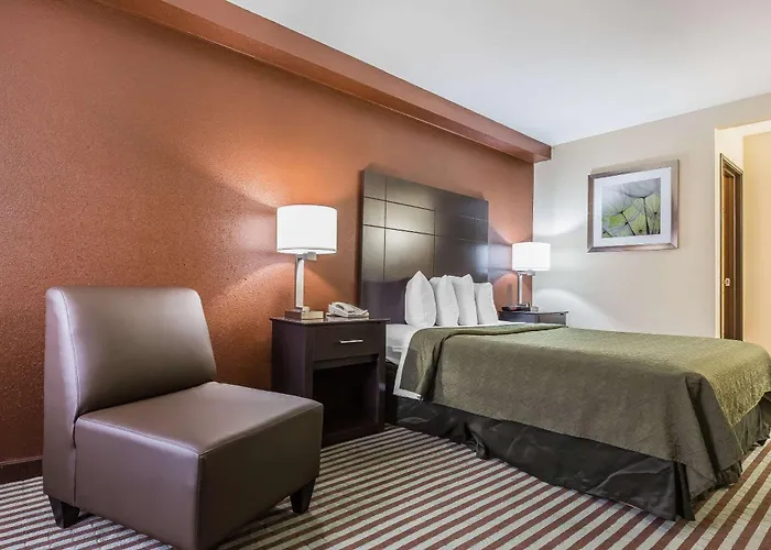 Family Hotel: Quality Inn Mount Vernon, Il