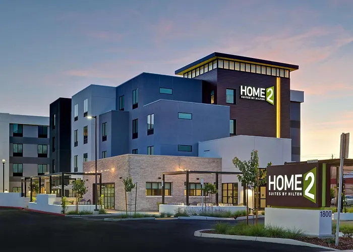Pet Friendly hotel: Home2 Suites By Hilton Atascadero, Ca