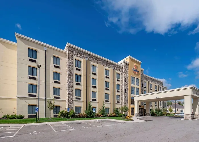 Comfort Suites Airport