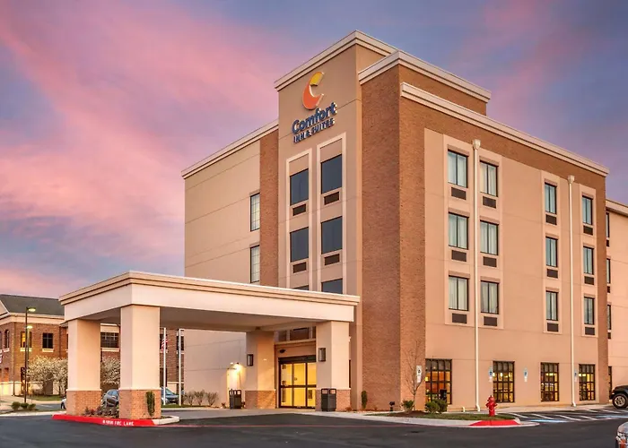 Comfort Inn & Suites