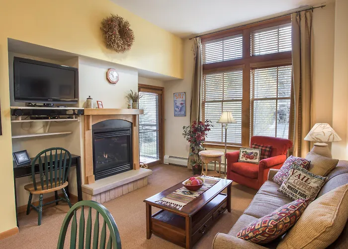 Vacation home: Zephyr Mountain Lodge