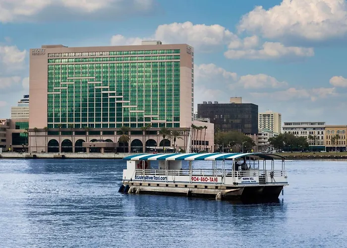 Pet Friendly hotel: Hyatt Regency Jacksonville Riverfront