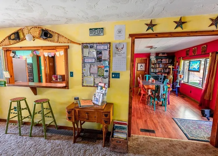 Hotel near College: The Wanderlust Hostel