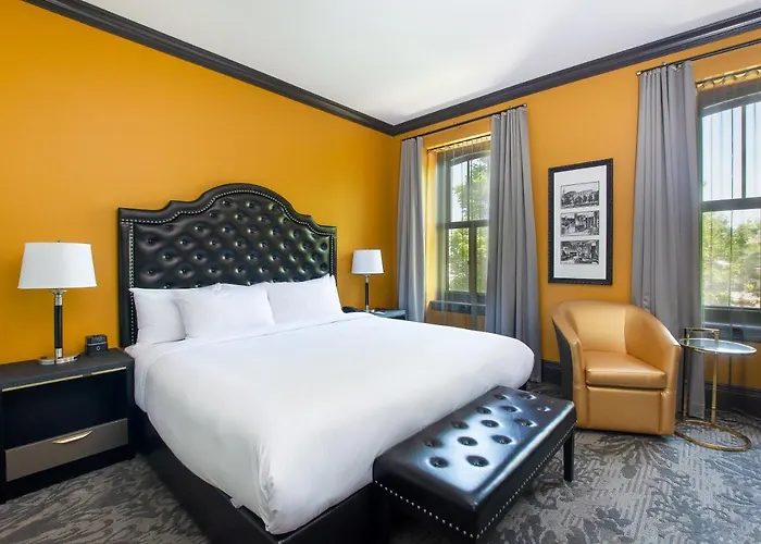 Resort: Hotel Clarendon