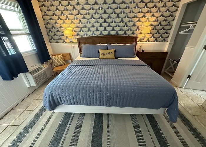 Cheap hotel: Boardwalk Beach Inn