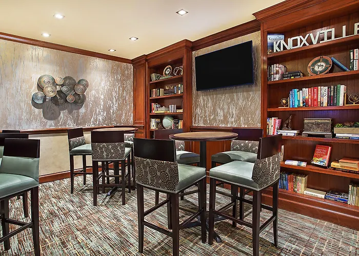 Luxury hotel only: Crowne Plaza Knoxville Downtown University By Ihg