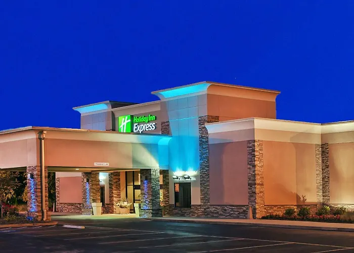Jacuzzi hotel: Holiday Inn Express Little Rock-Airport By Ihg