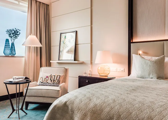 5-Sterne-Hotel: Intercontinental Warszawa By Ihg