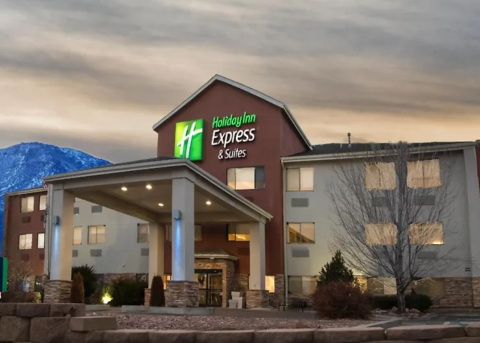 Golf hotel: Holiday Inn Express & Suites Colorado Springs North By Ihg