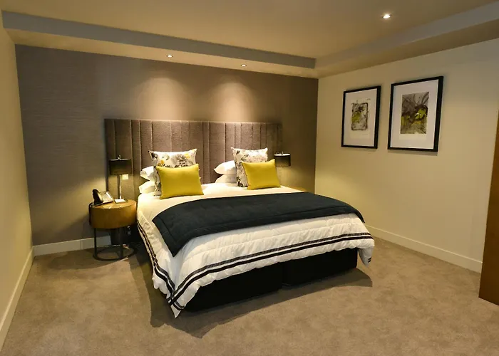 Hotel near College: Distinction Dunedin Hotel