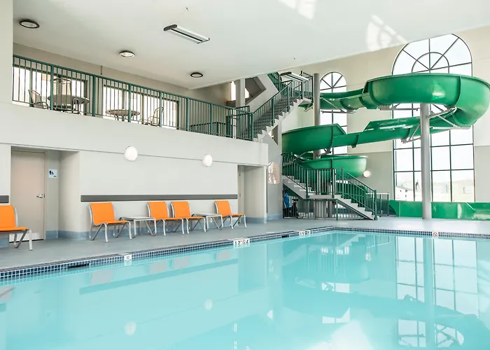 Holiday Inn Express & Suites By Ihg