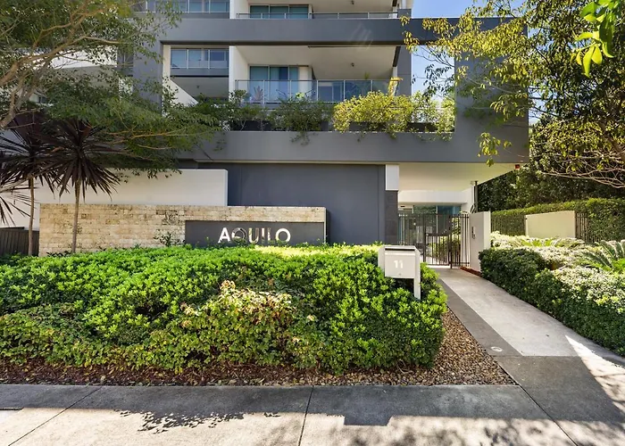 Harbour Quays Apartments