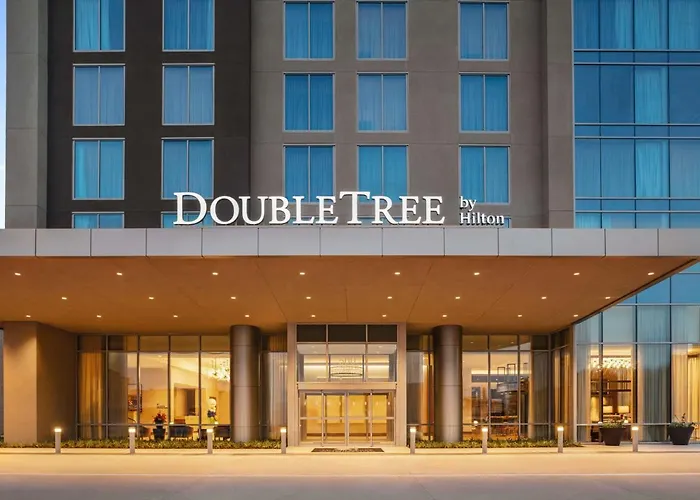 Doubletree By Hilton Downtown Convention Center