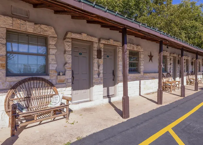 Bed and Breakfast Country Motel