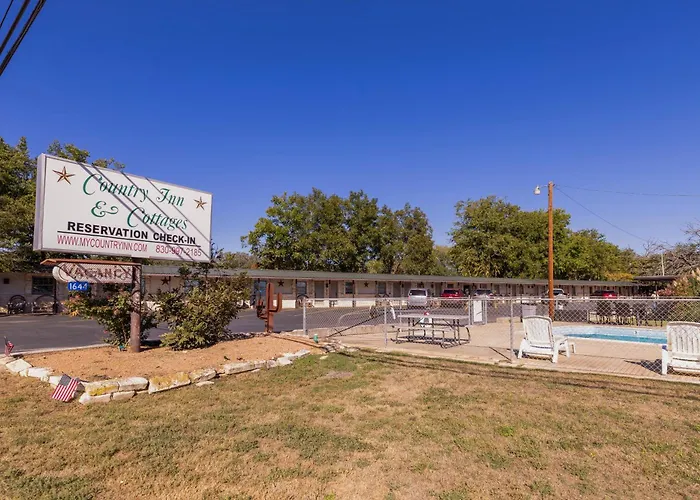 Bed and Breakfast Country Motel