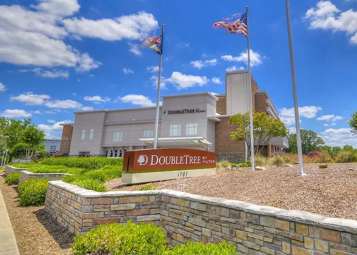 Doubletree By Hilton - Brownstone - University