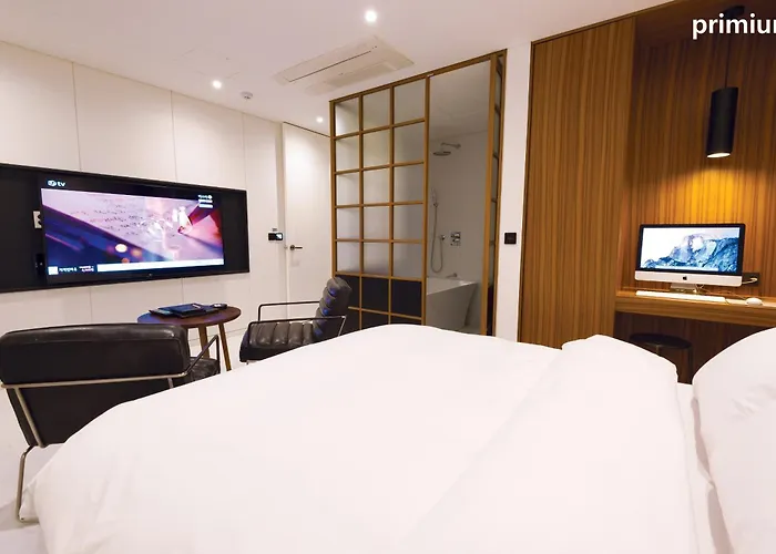 Hotel The Artist Yeoksam