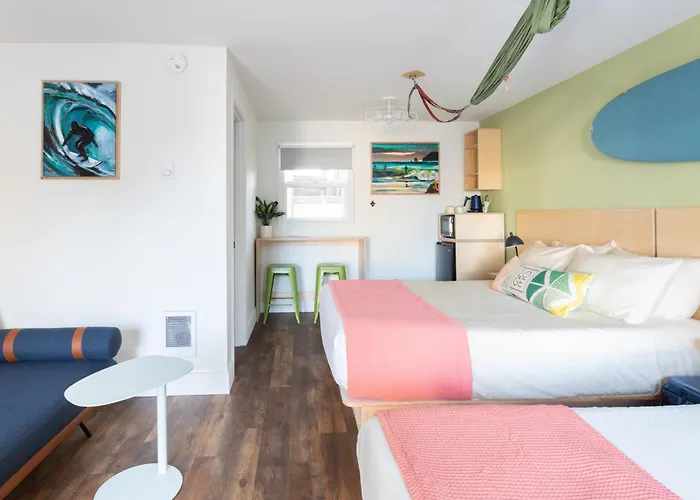 Hotel near College: Loge Westport