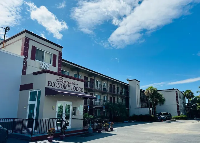 Executive Economy Lodge