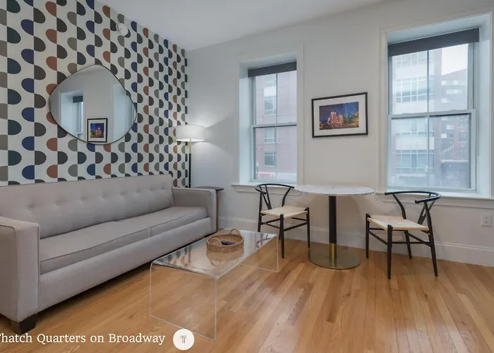 West Broadway Quarters By Thatch