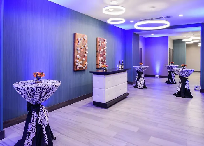 Hilton Garden Inn Downtown