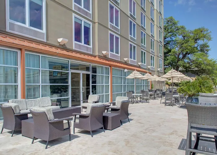 Jacuzzi hotel: Doubletree By Hilton Biloxi