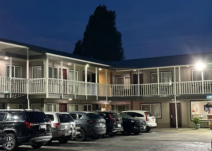 The Royal Victorian Motel